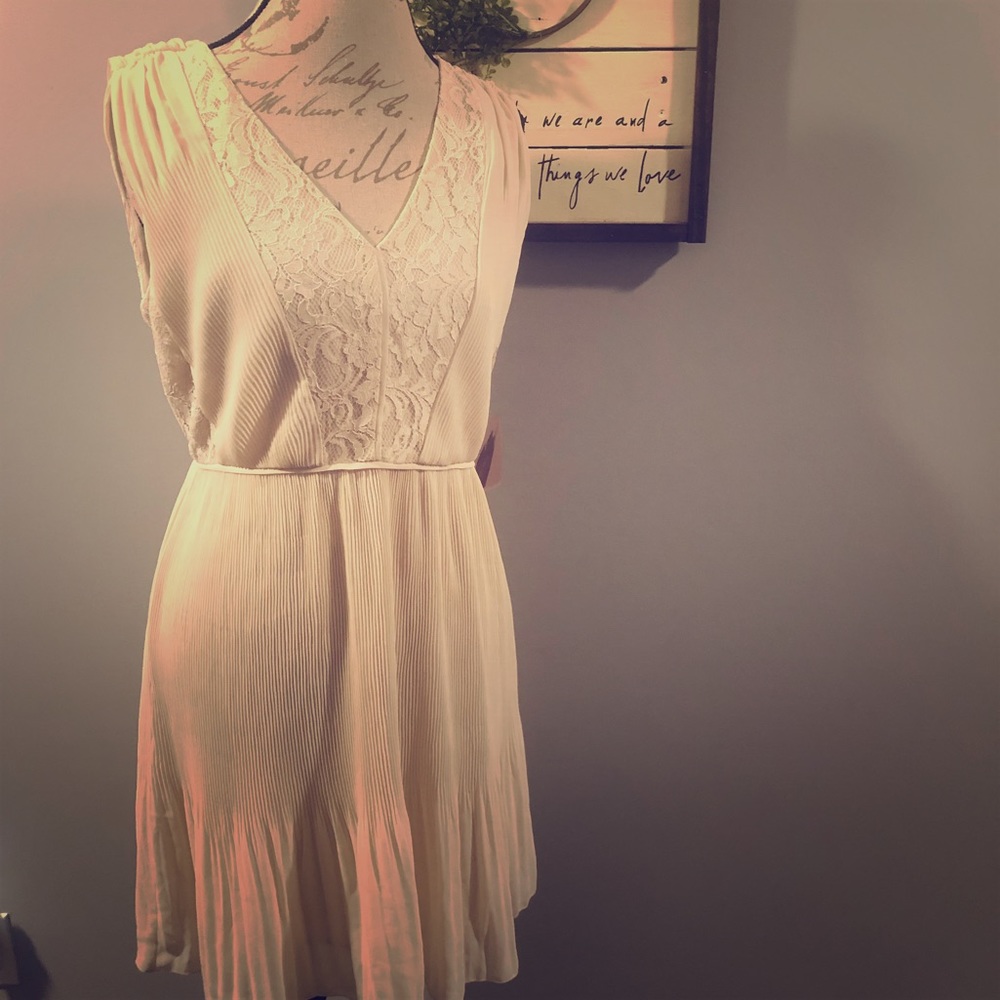 Forever 21 cream dress NWT